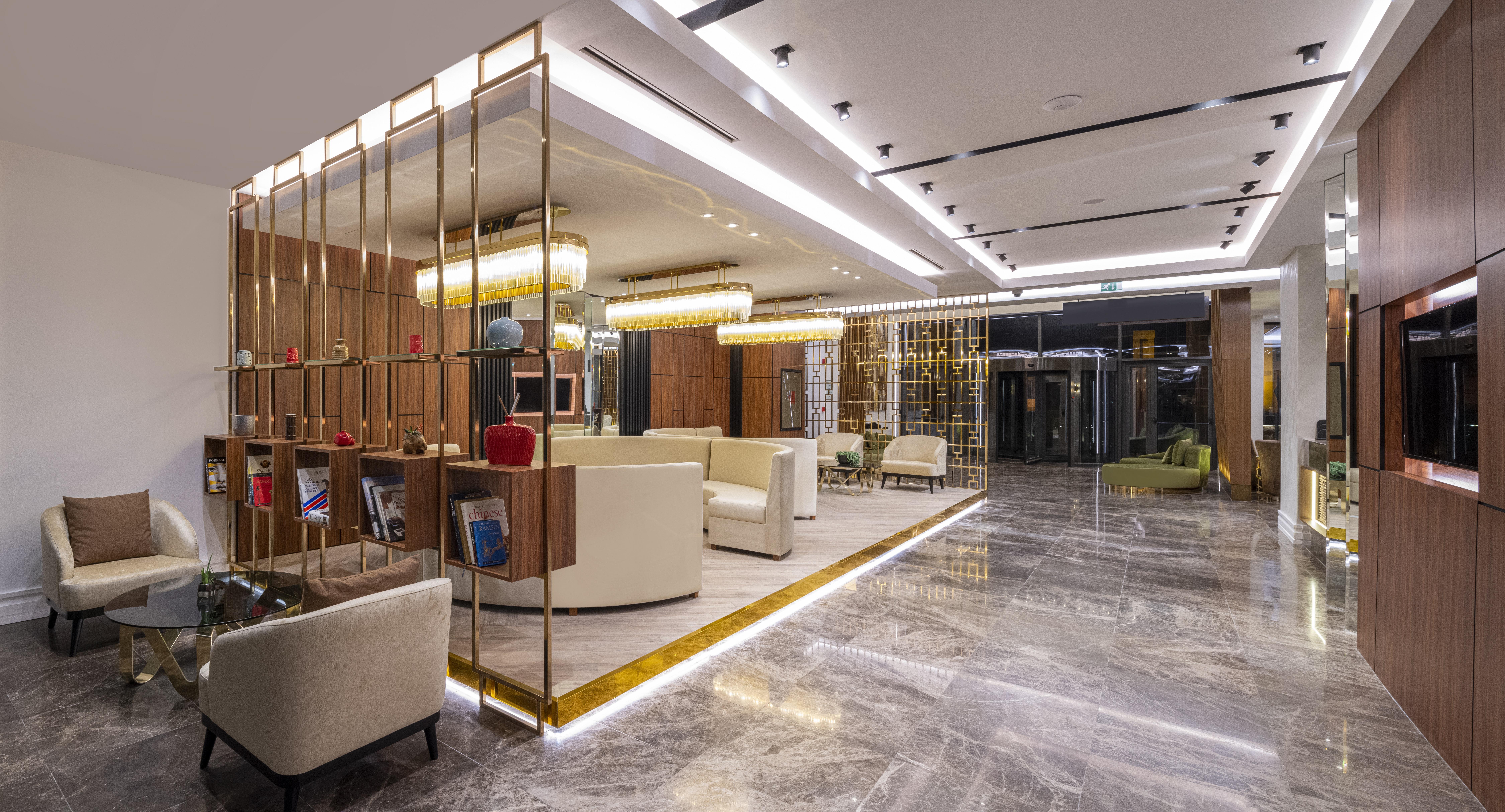 Hotel Movenpick Living Istanbul West Esterno foto Lobby