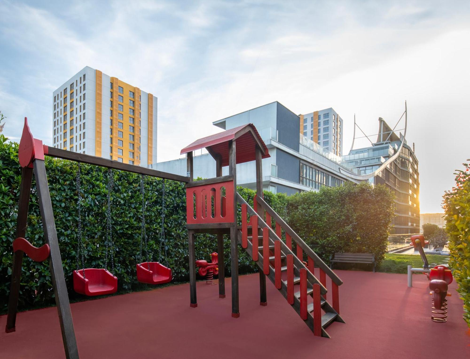 Hotel Movenpick Living Istanbul West Esterno foto