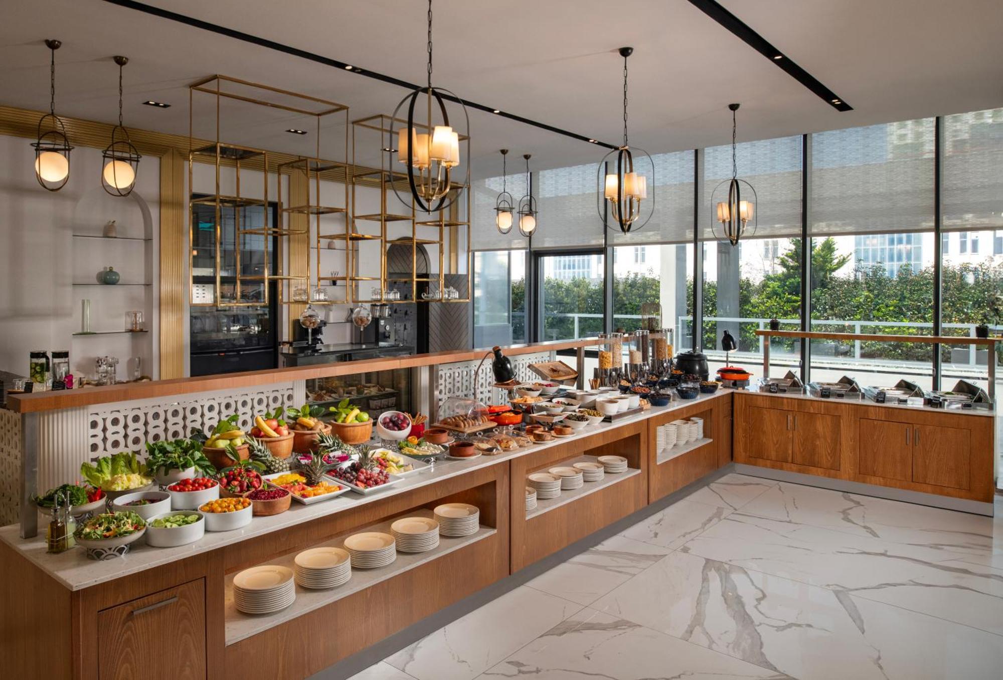 Hotel Movenpick Living Istanbul West Esterno foto